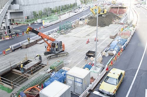 幹線道路での土木工事